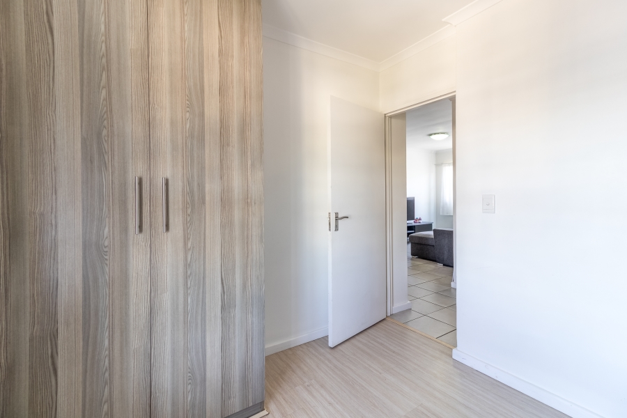 2 Bedroom Property for Sale in Nuutgevonden Western Cape